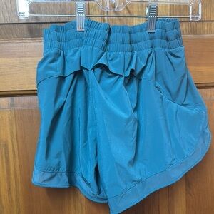 Athleta Women's Athletic Shorts - Teal
